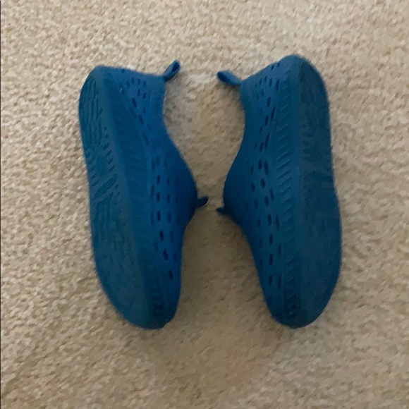 Speedo toddler boys size 7/8 water shoes - Picture 3 of 4